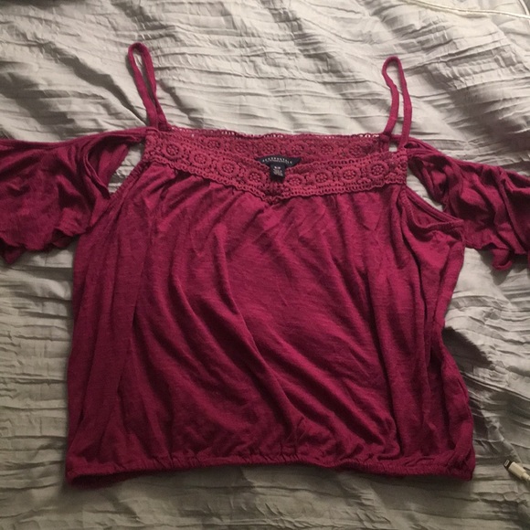 Lace Detailed Casual Tee - Picture 2 of 3